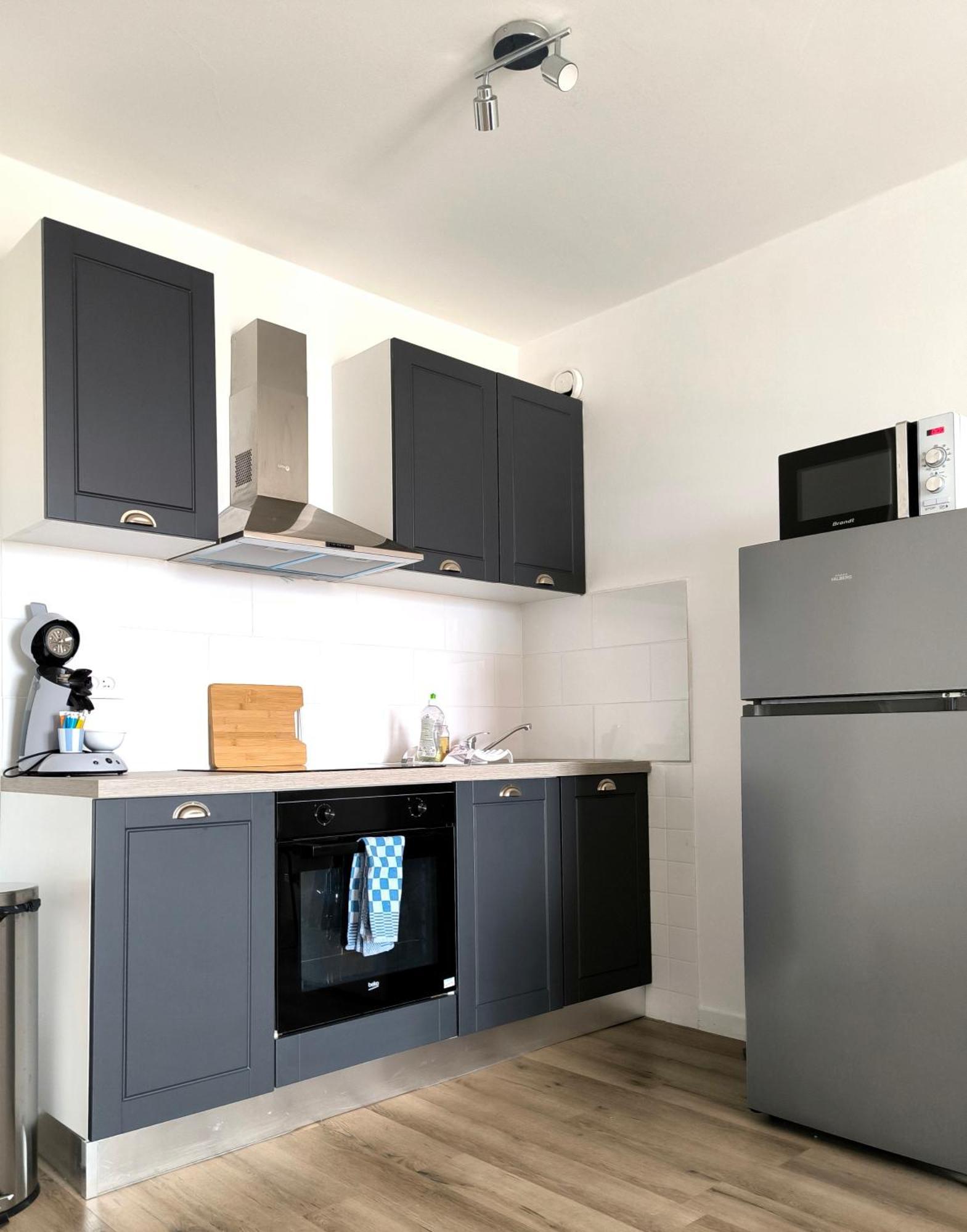 Joli T2 Lumineux Avec Balcon Et Wifi - Proche Cv Lägenhet Aix-en-Provence Exteriör bild